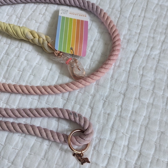 Sassy Woof - 5 Foot "Caroline" Pastel Ombre Cotton Twisted Rope Lead Dog Leash - Picture 7 of 8
